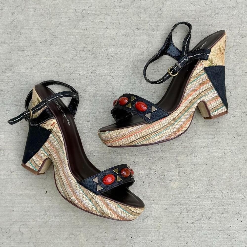 Italy Style Black Faux Leather Platform Wedge Heels With Red Studs Size 8